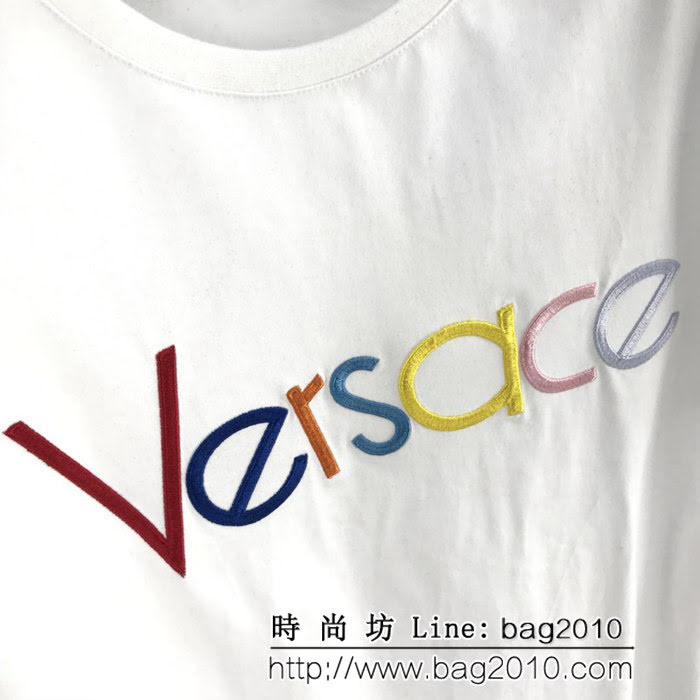 VERSACE範思哲 19ss早春新款 彩色Versace字母刺繡logo 精梳棉短袖 男女同款 ydi1678